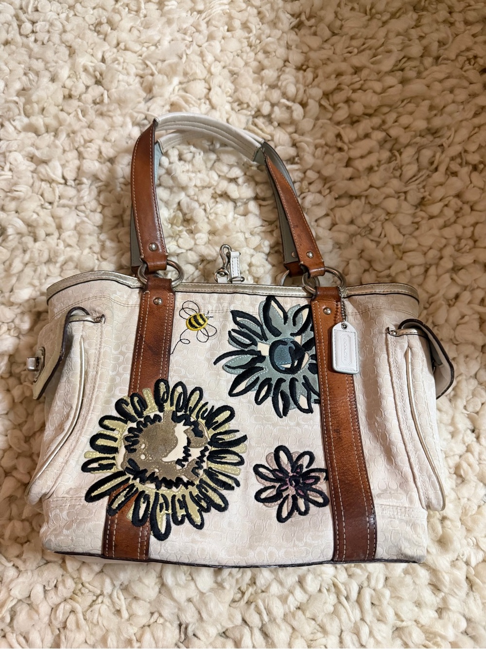 Rare Y2K vintage coach embroidered bumblebee tote 2005